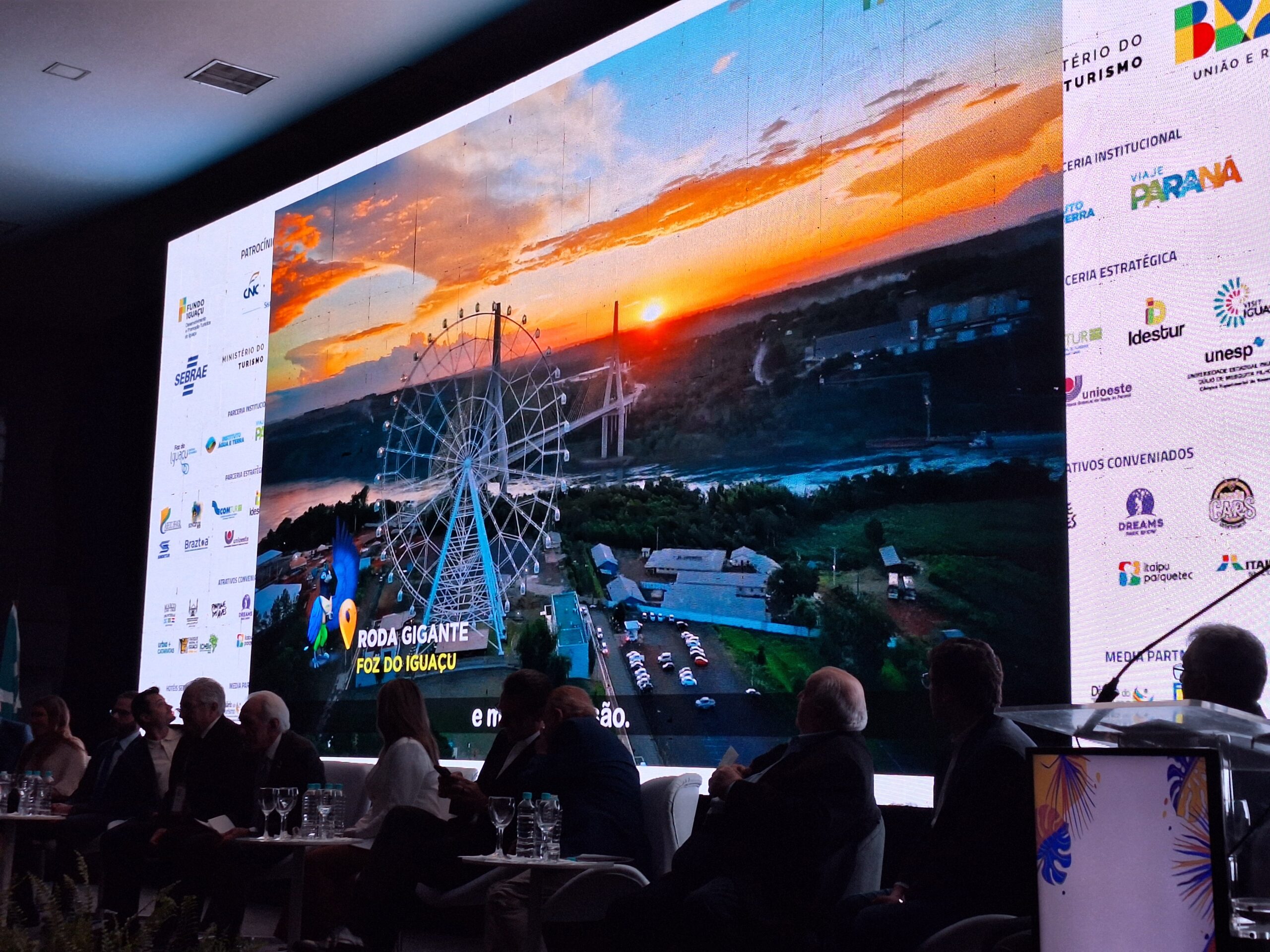 Avanço do Paraná é destaque em um dos maiores festivais de turismo da América Latina