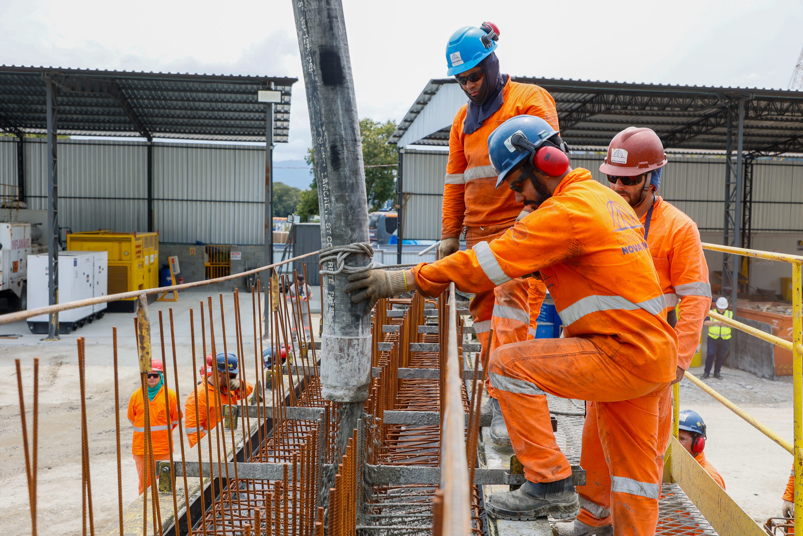 Oportunidades em todo o Paraná: semana começa com 22,9 mil vagas de empregos