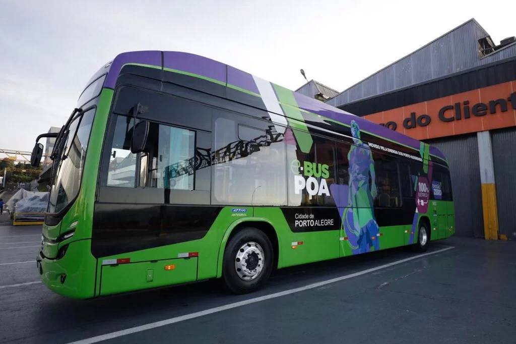Foz do Iguaçu receberá sete ônibus elétricos para reforçar transporte turístico