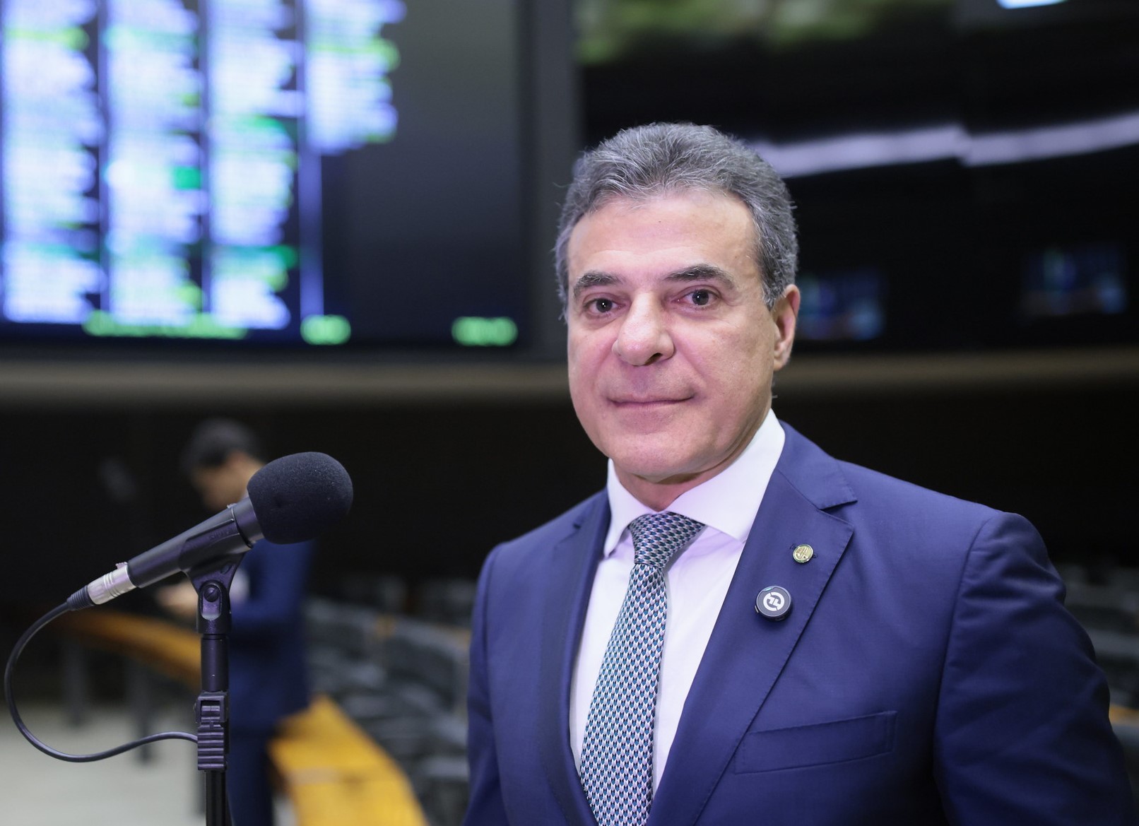 Beto Richa apresenta projeto para barrar decreto que ameaça APAEs